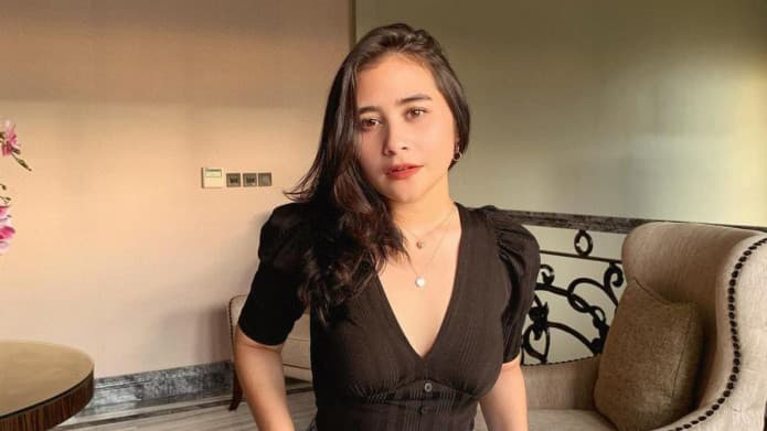 Hobi Belajar, Prilly Latuconsina Mantap Lanjutkan Pendidikan S2
