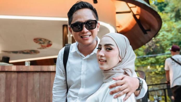 Tak Hanya Soal Cerai, Ini Klarifikasi Istri Doni Salmanan yang Disebut Hamil