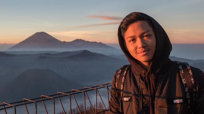 Azriel Hermansyah Pamer Dapat THR Dollar dari Atta Halilintar dan Aurel
