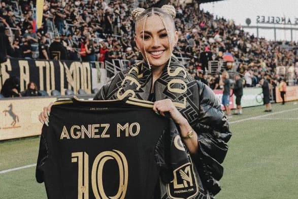 Agnez Mo Jadi Kapten Kehormatan Los Angeles FC, Gayanya Jadi Sorotan