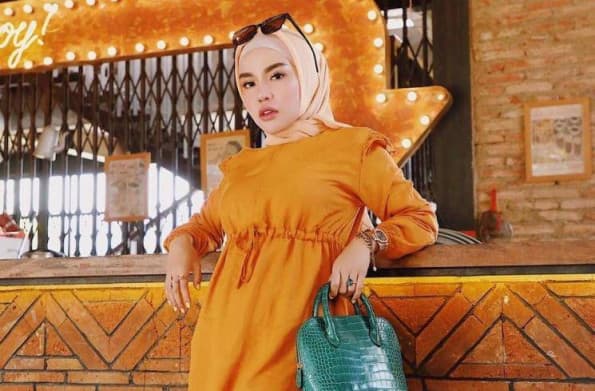 Medina Zein Nyicil Kembalikan Uang ke Rekan Bisnis, Tunggakannya Capai Puluhan Juta!
