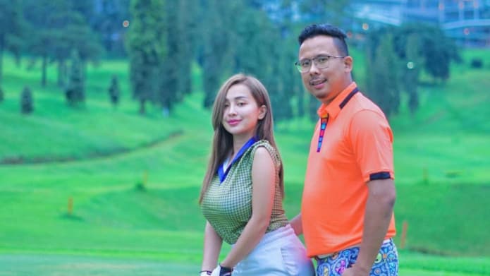 Hapus Foto Suami hingga Curhat Galau, Rumah Tangga Cupi Cupita Diisukan Renggang