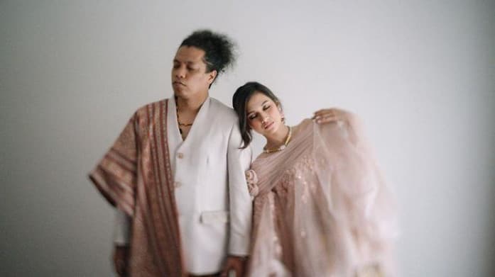 Indah Permatasari Minta Maaf ke Arie Kriting atas Sikap Sang Ibu, Jawabannya Bikin Terenyuh