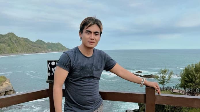 Kronologi Kecelakaan Charly Van Houten di Tol Cipularang