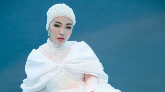 Mobil Orang Tua Bella Shofie Ringsek Ditabrak Truk, Begini Kondisinya