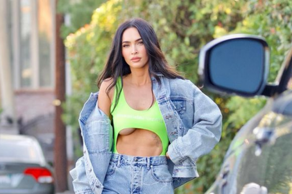 Foto Seksi bareng Kourtney Kardashian, Megan Fox Diisukan Gabung OnlyFans