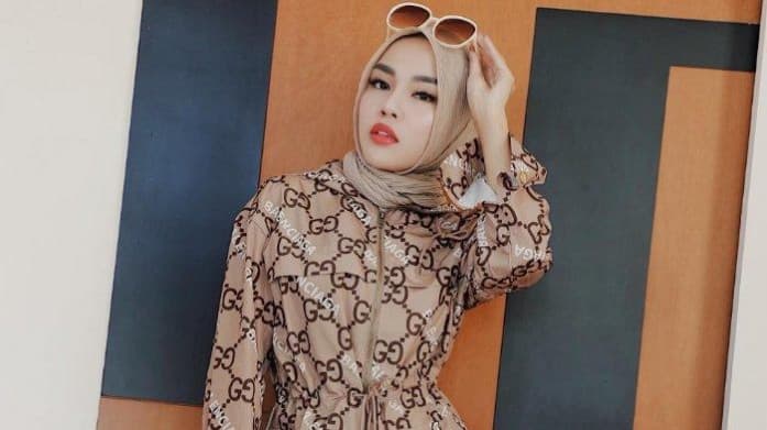 Genap 1 Bulan Ditahan, Ini Kegiatan Medina Zein di Dalam Penjara