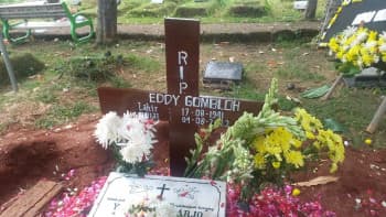 Cerita Sedih Putri Sulung Eddy Gombloh, Kecewa Ayahnya Dimakamkan Secara Kristen
