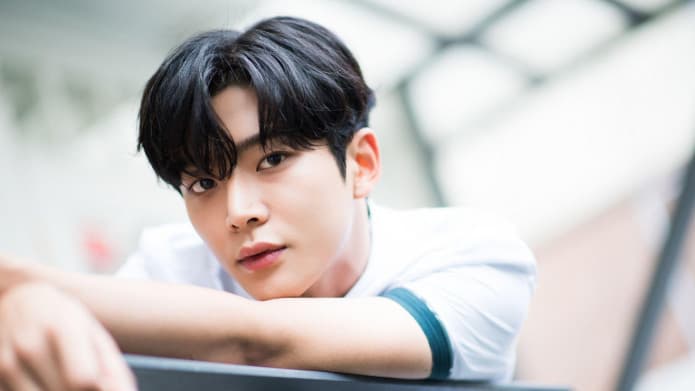 Rowoon SF9 Dipastikan Gabung Sebagai Anggota Baru di Variety Show 'House On Wheels'