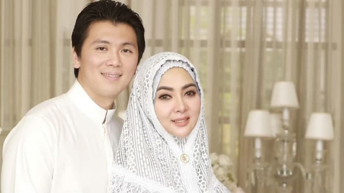 Syahrini Klarifikasi Tengah Jalani Program Bayi Tabung di Singapura
