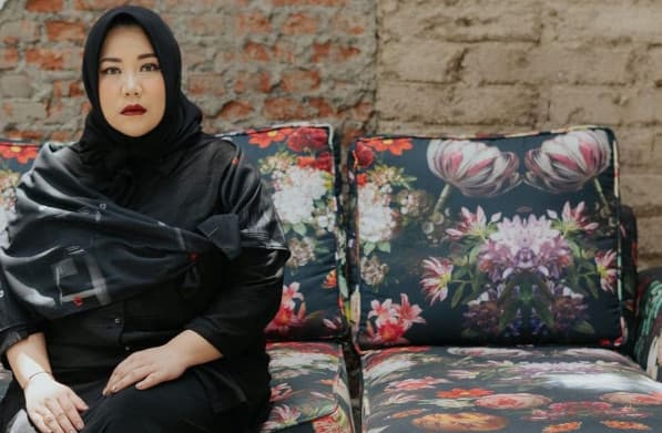 Pesan Terakhir Ibunda, Ingatkan Asal-usul Risa Saraswati