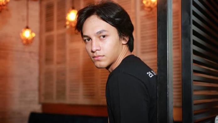 Viral Foto 'Kembaran' di Media Sosial, Reaksi Jefri Nichol jadi Sorotan