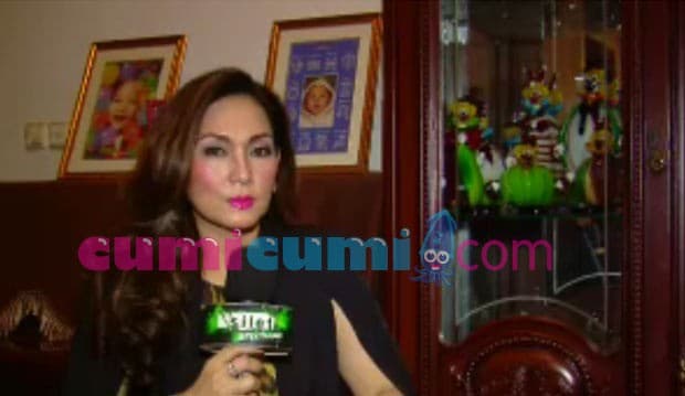 Konflik Nia-Farhat 'Seret' Angga...