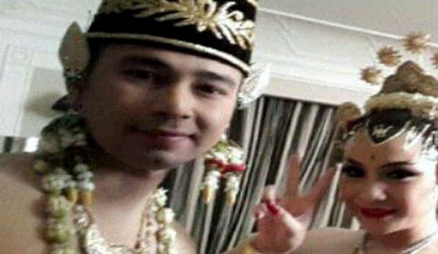 Tujuh Jam Merias Gigi