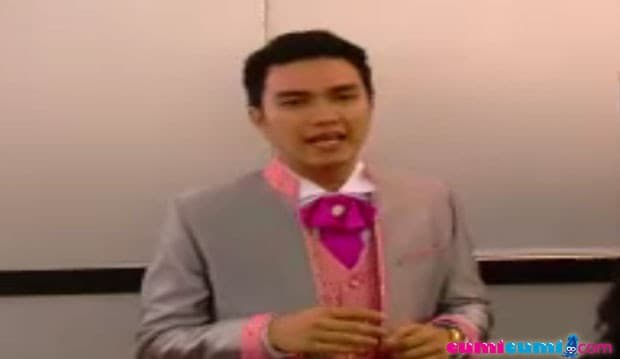 Aldi, Pengantin di Mall