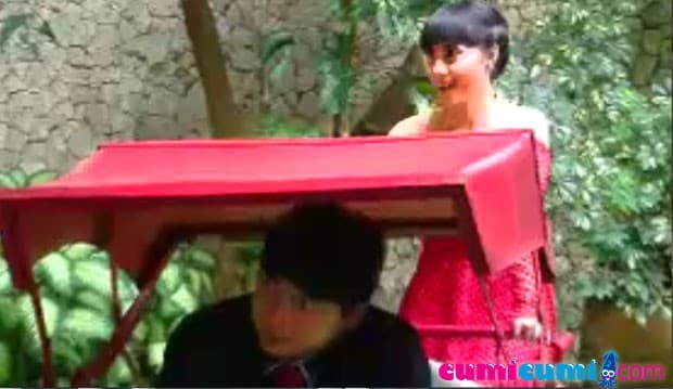 Aden-Shinta 'Prewed' di Becak