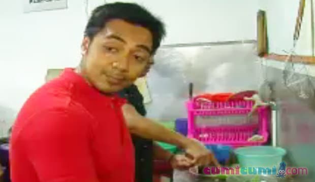 Ustad Riza Jadi Koki