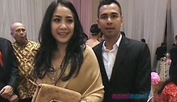 Pertemuan Pertama Nenek Raffi & Nagita