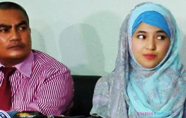 Marshanda Jawab Kabar Buka Hijab