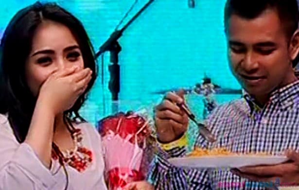 Raffi Ahmad Cari Cincin Kawin?