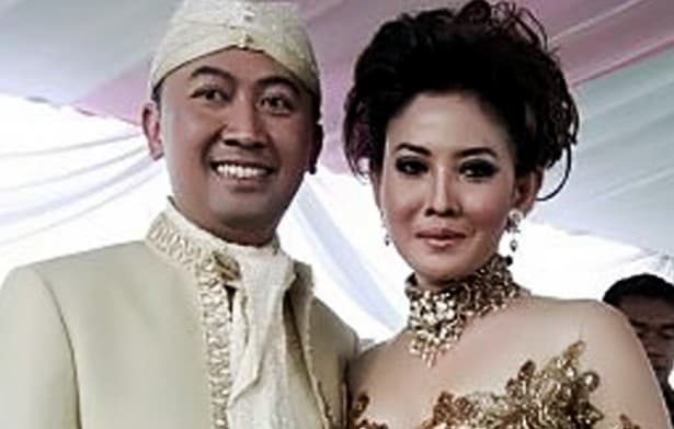 Mantan Suami Peggy Melati Sukma Tiba-tiba Menghilang