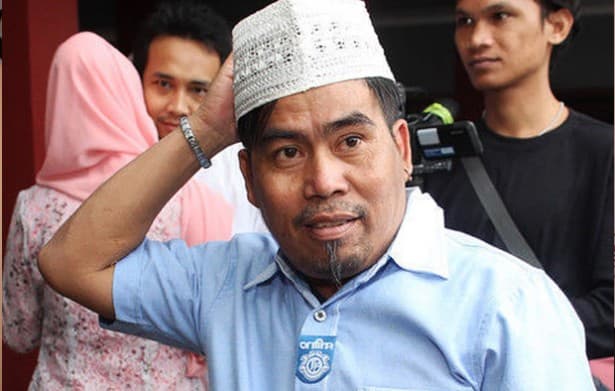 Bopak dan Putri Ribut di Pengadilan