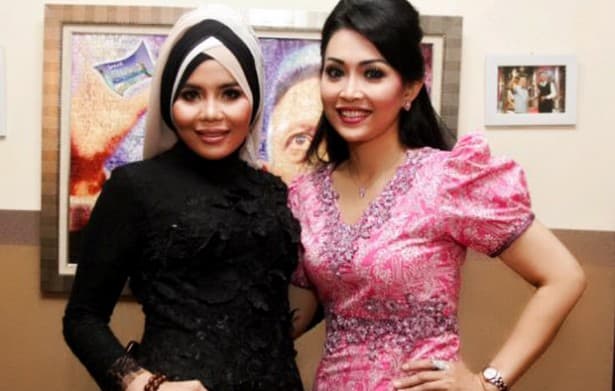 Ratna Listy Lebih Percaya Jamu