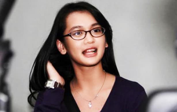 Dea Imut Ingin Hidup Mandiri di Perancis