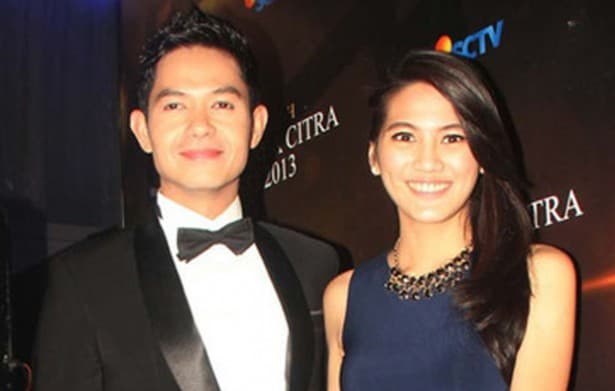 Dude Harlino Resmi Lamar Alyssa Soebandono