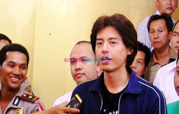 Roger Danuarta Jalani Syuting di Polsek Pulogadung