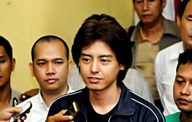 Ibunda Sempat Kehilangan Jejak Roger Danuarta