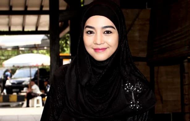 Nuri Maulida Bisnis Fashion