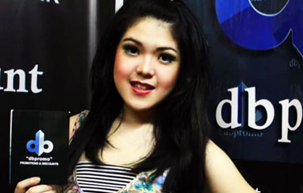 Tina Toon Doa Bersama Untuk Negeri