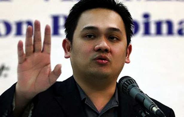 Farhat Abbas Anggap Eks Asisten Cemburu