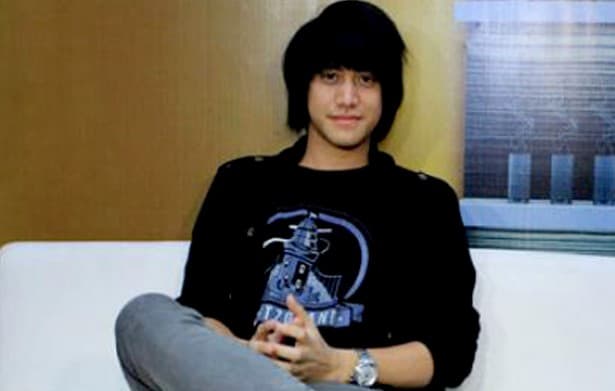 Kasus Hukum, Status Kevin Aprilio Sebagai Saksi