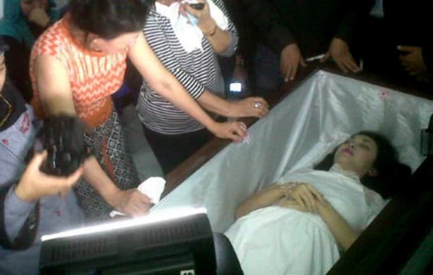 Perbedaan Egidia Savitri Sebelum Meninggal