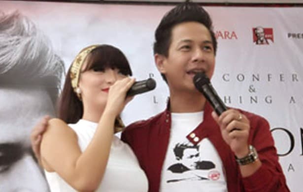 Delon Buka Rahasia di Album Baru