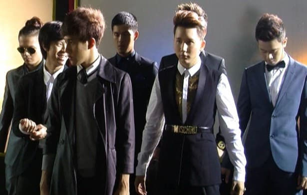 Dicky 'SM*SH' Rayakan Ultah Dengan Fans