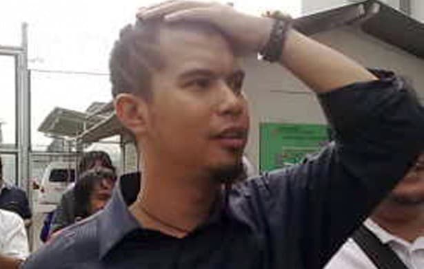 Dhani: Rossa Yang Pertama