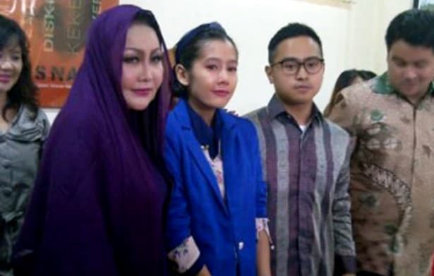 Ardina Rasti Berjuang Demi Perempuan Indonesia