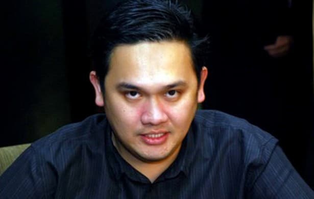 Farhat Abbas: 2 Istri Subur Kakak-Adik