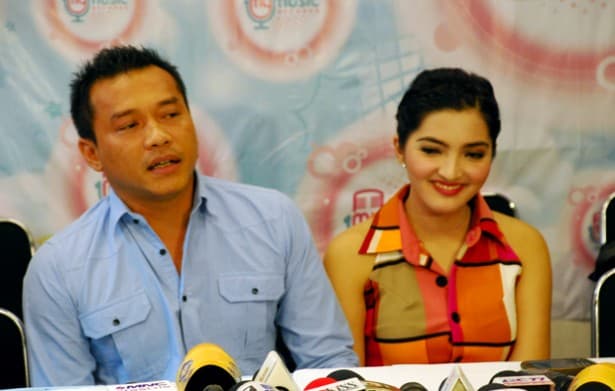 Ashanty Sempat Minta Pisah Dengan Anang
