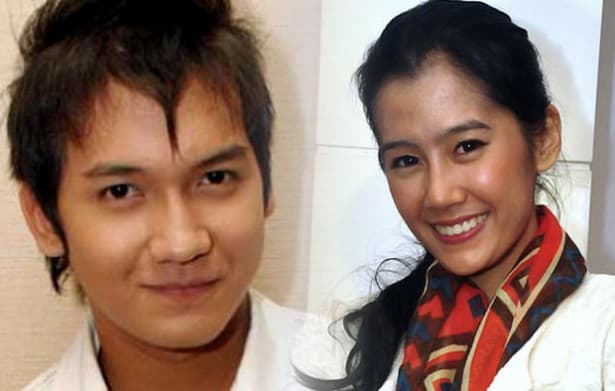 Egi John-Ardina Rasti Saling Curhat