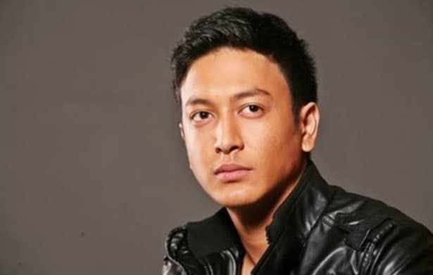 Dimas Anggara Kalahkan Deddy Mizwar