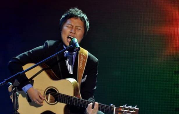 Shandy Sondoro "Menggoyang" Java Soulnation Tanpa Basa Basi