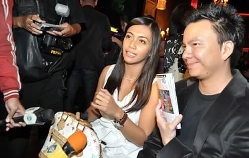 Resmi Dilamar, Denada Persiapkan Pernikahan