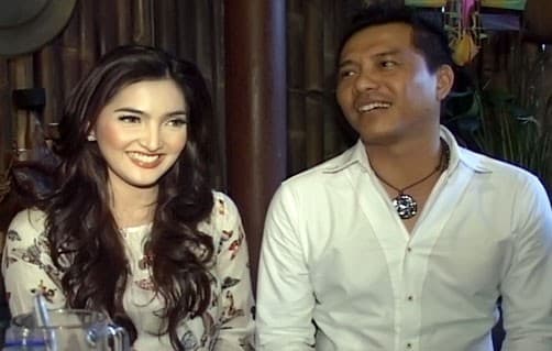 Ashanty Boyong Keluarga ke Kampung Halaman Anang