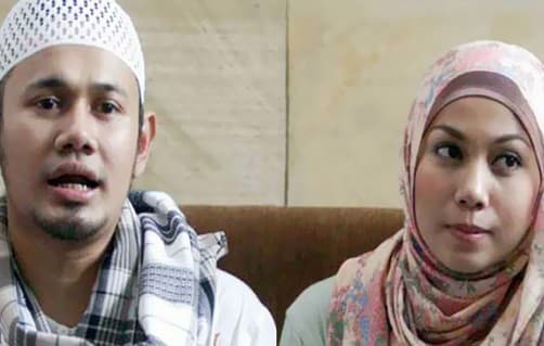 Puput Melati & Suami Kontrol Diri Saat Dua-duaan