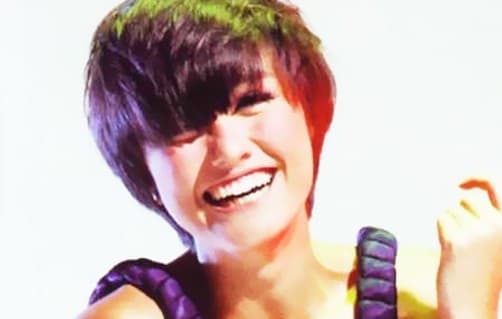 Agnes Monica Simpan Kejutan Misterius