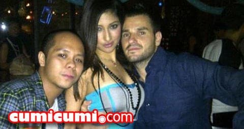 Heboh Foto Rahma Azhari Dengan Pelatih Filipina